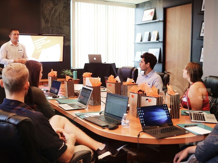 В ДНР создали более 200 рабочих мест благодаря программе субсидирования найма