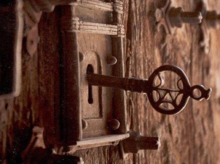 Старинные монеты и клад покажут хранители Амурского краеведческого музея