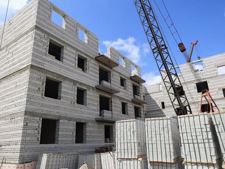 В Волгограде на месте аварийных домов возведут новостройки с детскими садами