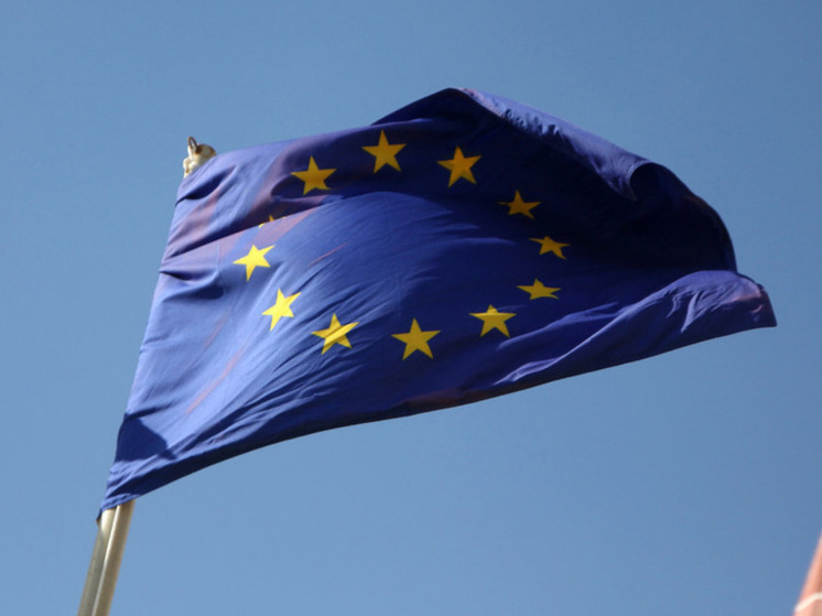 FT: Европа планирует усилить переговорную позицию Украины