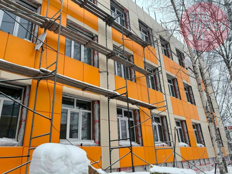 В рамках нацпроекта в Сургуте капитально ремонтируют школу