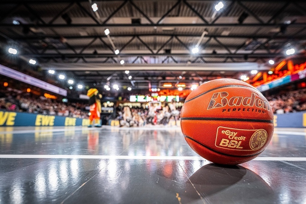 Баскетболиста сборной Украины сняли с поезда в Латвию и отправили ТЦК