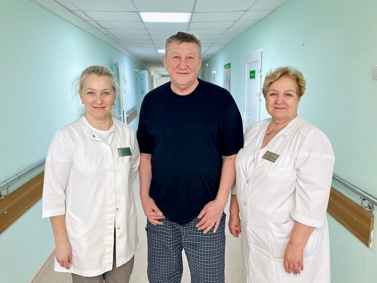 Тобольские врачи спасли жизнь пенсионера, у которого в дороге случился инсульт