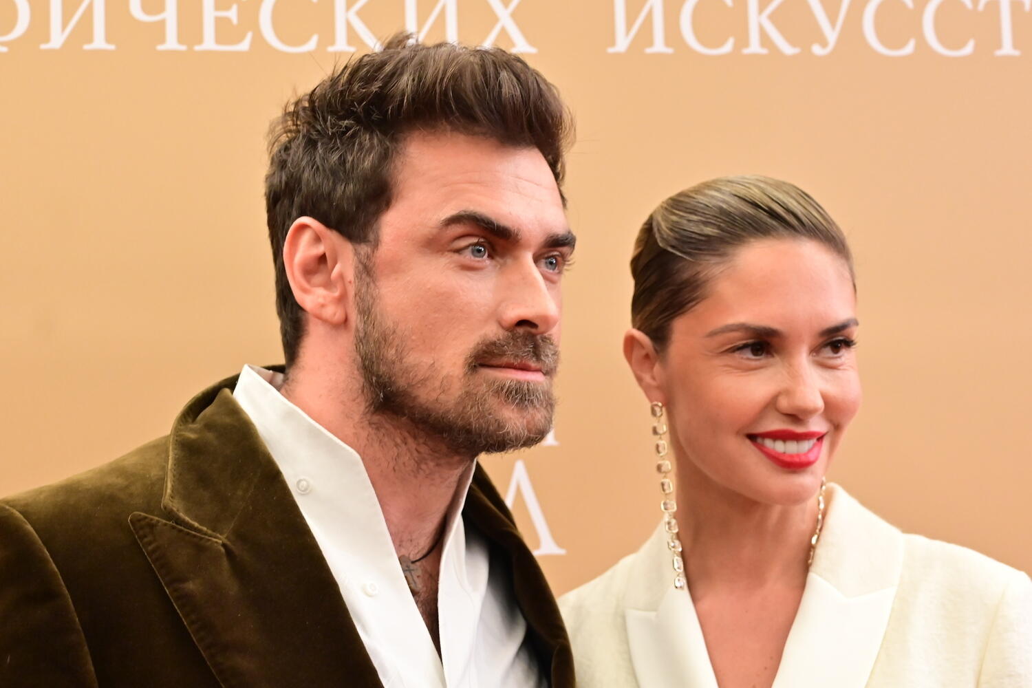 Агата и петр новое видео и фото Разлученная с сыном Муцениеце рассказала о случайной встрече с ним: трогательные