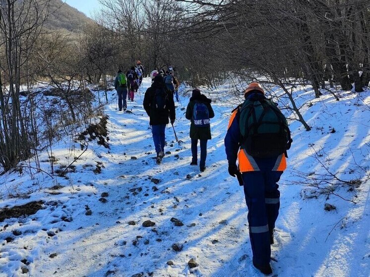 Ставропольские школьники взошли на Бештау ко Дню защитника Отечества
