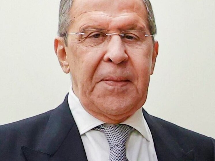 Лавров сообщил, что Вучич подтвердил присутствие на параде Победы 9 мая