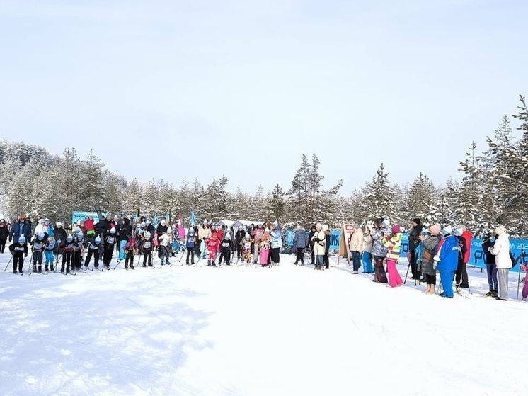 В Псковской области прошла «Лыжня России»: семья из Печор получила специальный кубок