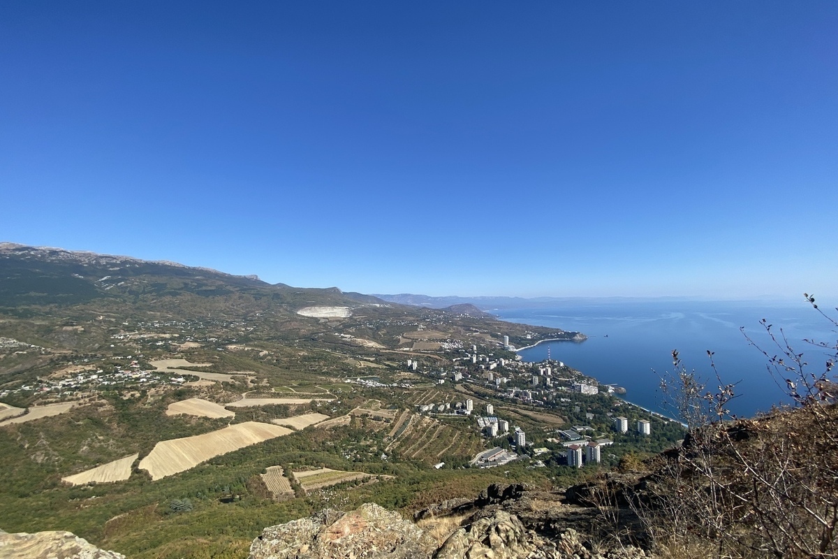 Суд арестовал недвижимость Блиновской в Крыму