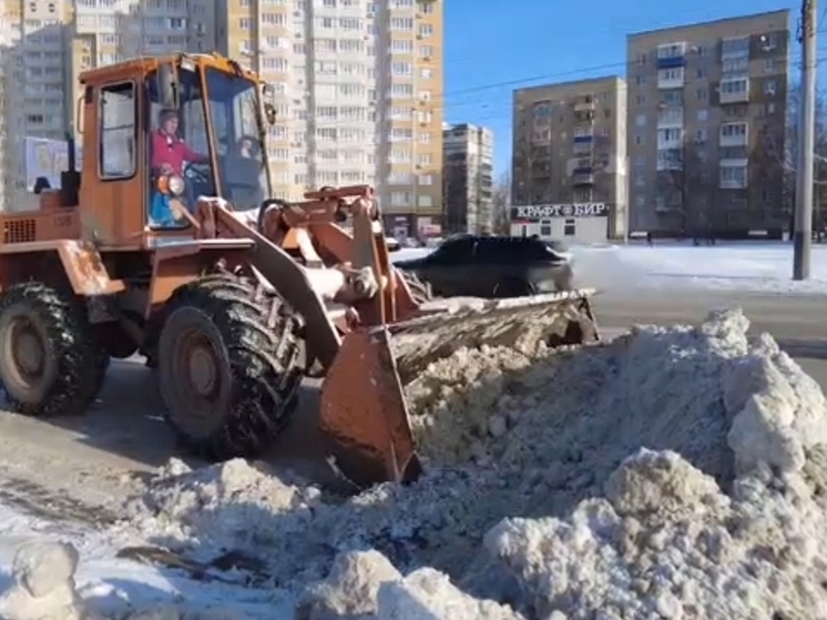 Снег из Тамбова вывозили самосвалами