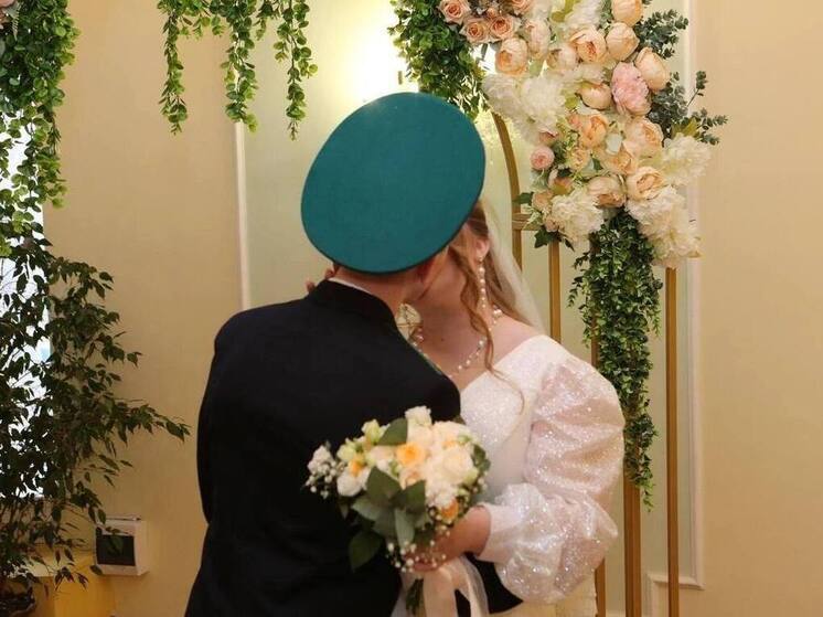 В Курске прошло 45 церемоний с участниками СВО в ЗАГСе Центрального округа