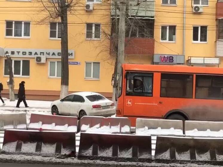 Буровые работы на ул. Бекетова оставили нижегородцев без воды