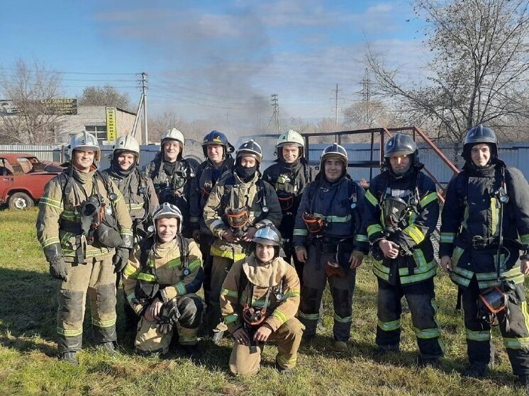 Жительница Хакасии поблагодарила пожарных за спасение имущества