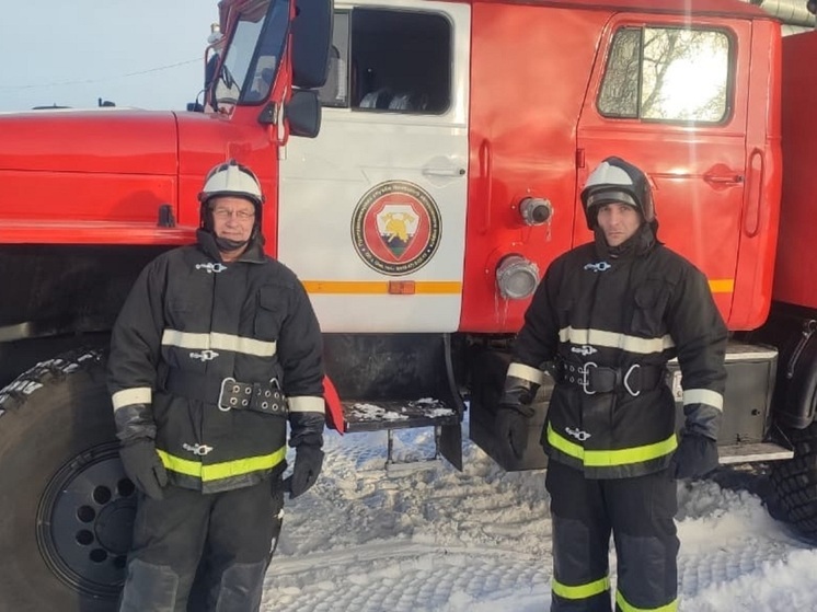 Пожарные села Ома предостерегли северян от множества удлинителей