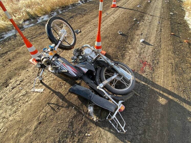 В Омской области будут судить водителя мопеда, угробившего своего пассажира