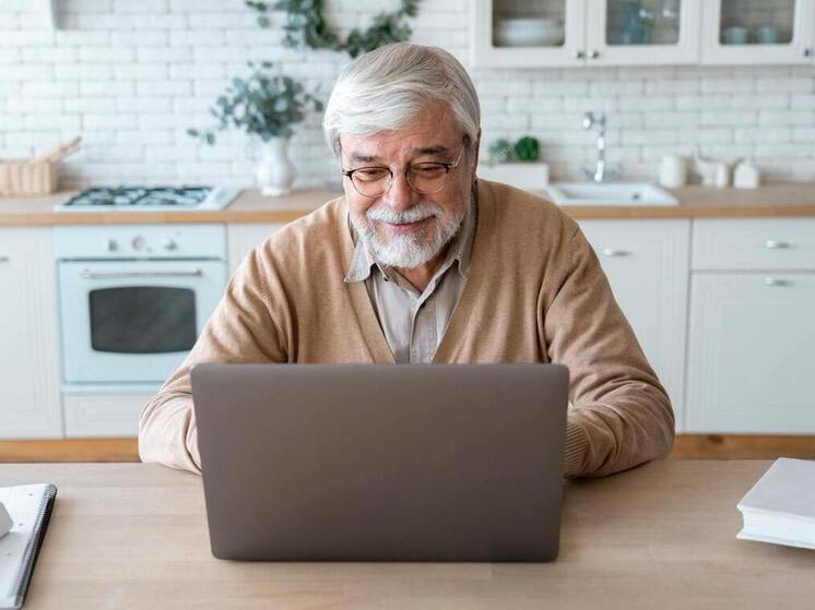 Указ приняли тихо: пожилых россиян в возрасте от 59 до 83 лет ждут изменения с 19 февраля