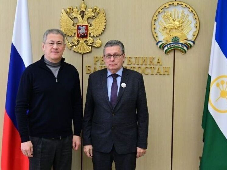 Глава Башкирии наградил орденом Дружбы народов замгендиректора ВГТРК Рифата Сабитова