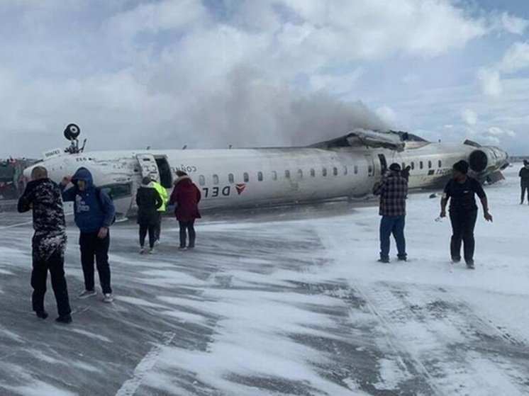 Опубликовано видео крушения самолета Delta Airline в аэропорту Торонто