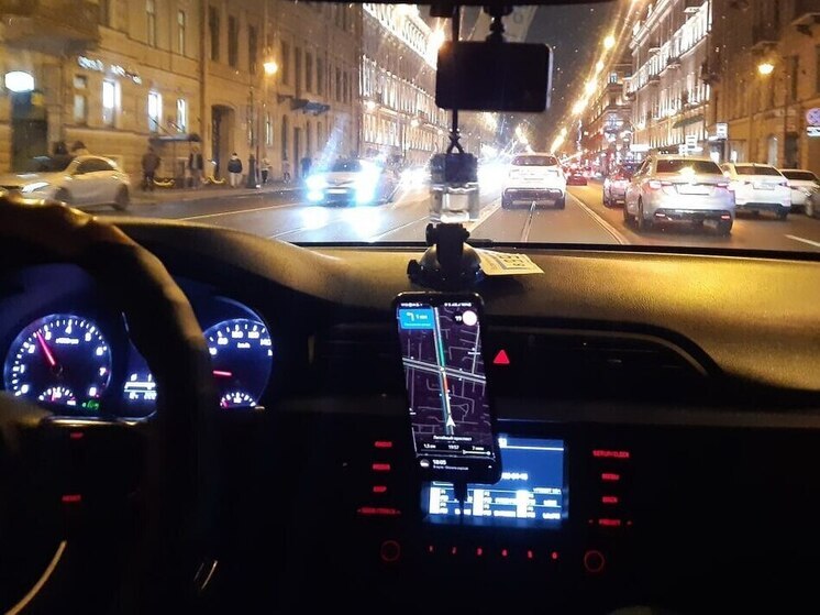 Агрегатора такси оштрафовали в Мурманске за ненадлежащее качество услуг
