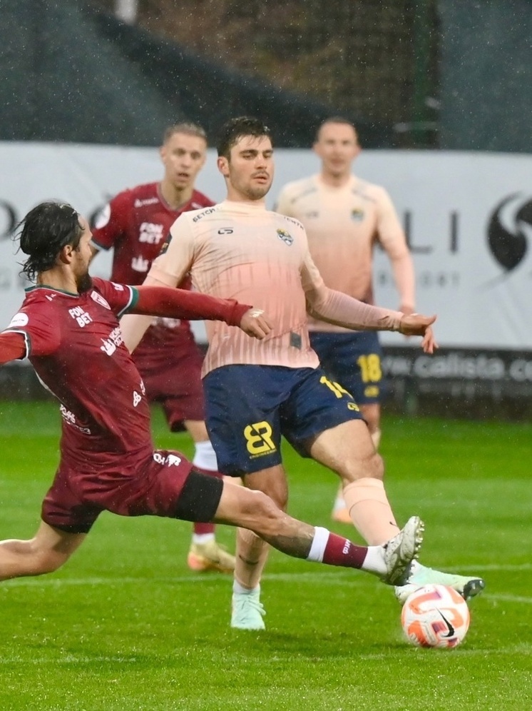 ФК «Сочи» уступил «Рубину» на сборе в Турции