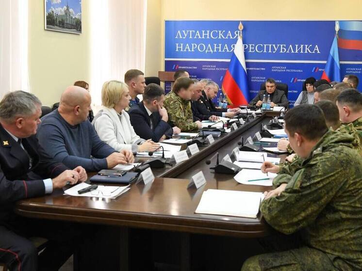 Власти ЛНР обсудили безопасность на дорогах Республики