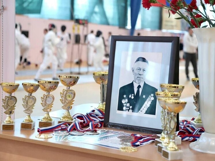 Шпажисты из Пятигорска и Северной Осетии стали призёрами турнира по фехтованию памяти Анатолия Самбурова