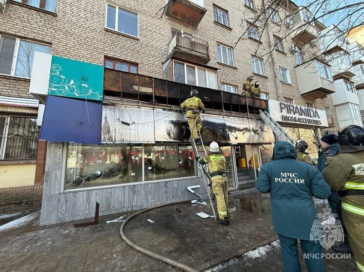 В Луганске горел магазин