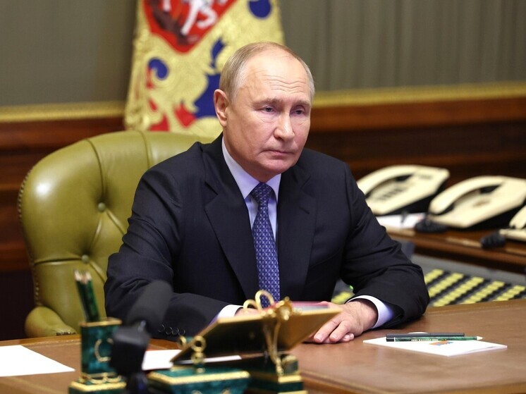 Путин: Трамп рассказал, что США исходит из участия в переговорах и России, и Украины