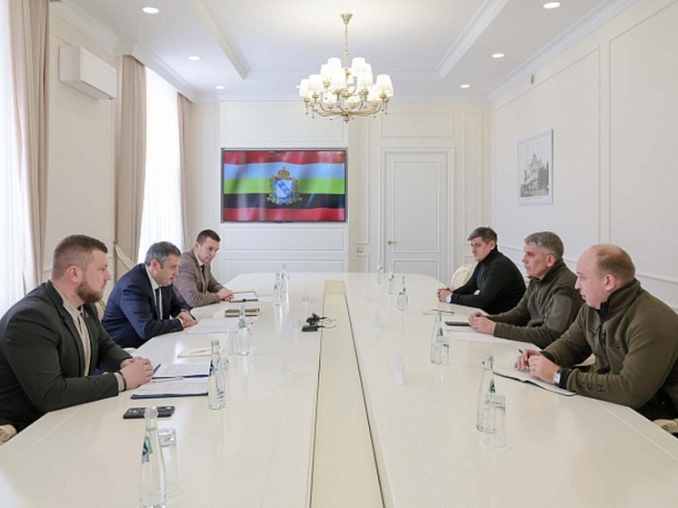 Хинштейн заявил Миляеву о вековом братстве Тулы и Курска