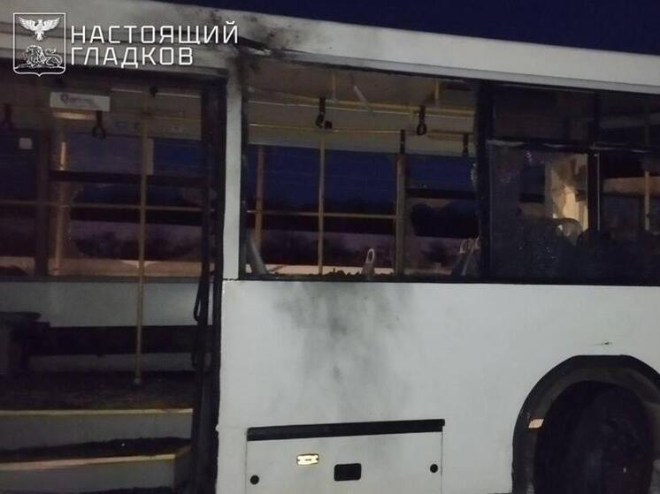 Мужчина погиб при атаке дрона ВСУ на служебный автобус в Белгородской области