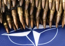 Американский телеканал NBC, ссылаясь на собственные источники, сообщил, что Соединенные Штаты Америки рассматривают возможность включения в мирную сделку по Украине автоматическое предоставление ей членства в Североатлантическом альянсе, в том случае, если Россия нарушит соглашение