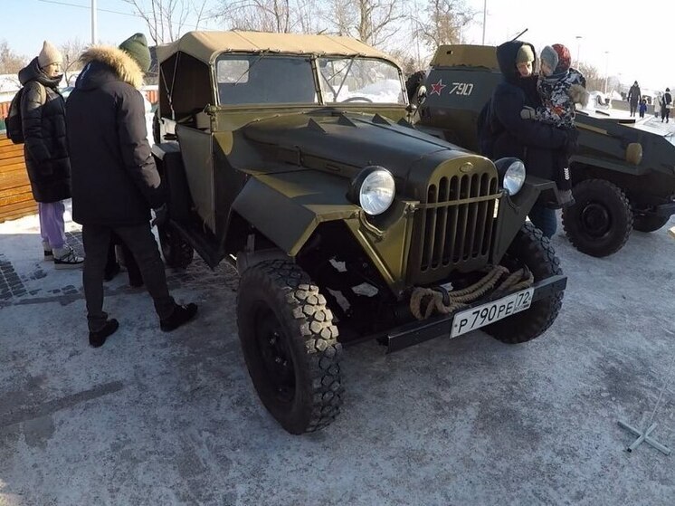 В Тюменской области жителям покажут ретро-автомобили и военную технику