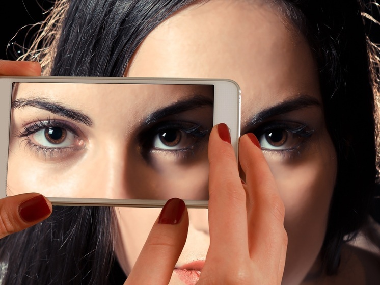 Калужан предупредили об опасных глазных инфекциях