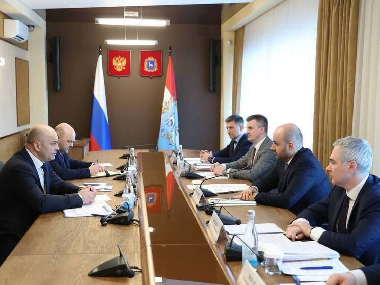 Посол Беларуси А. Рогожников приехал в гости к губернатору Самарской области В. Федорищеву за сотрудничеством