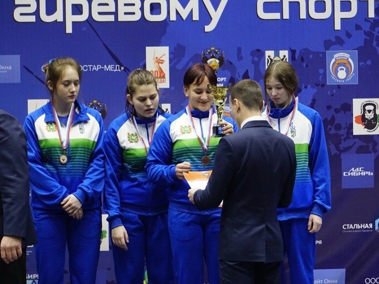 Томские гиревики завоевали медали на первенстве России