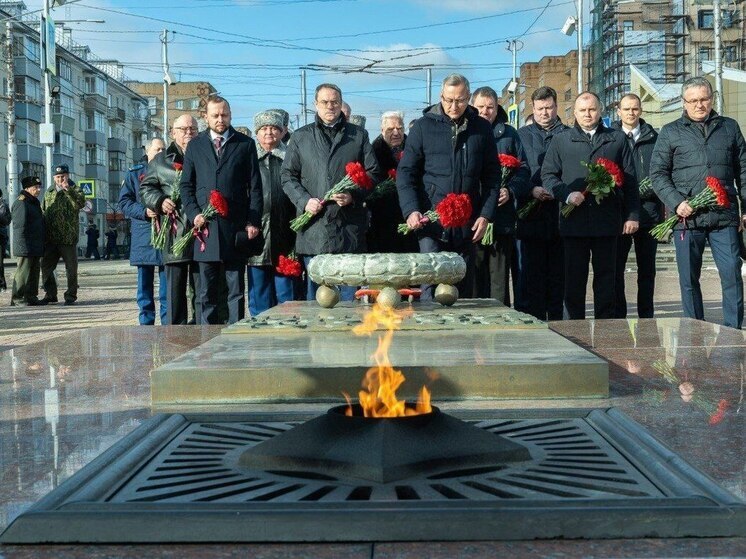 В Калуге почтили память защитников Отечества