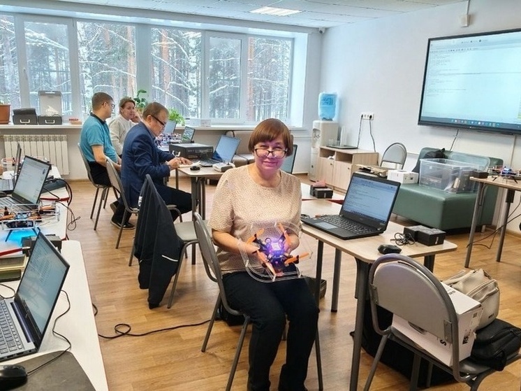 Педагоги Марий Эл получили навыки работы с беспилотниками