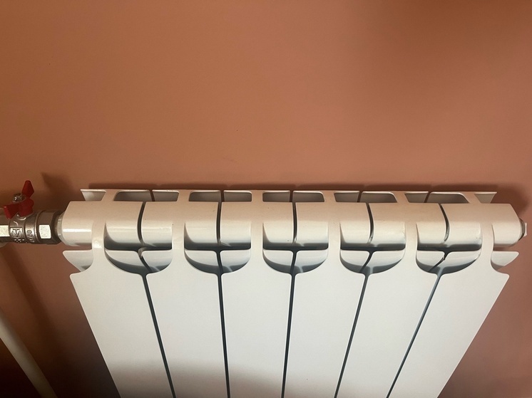 Жители дома №146 на улице Артема в Донецке мёрзли в своих квартирах