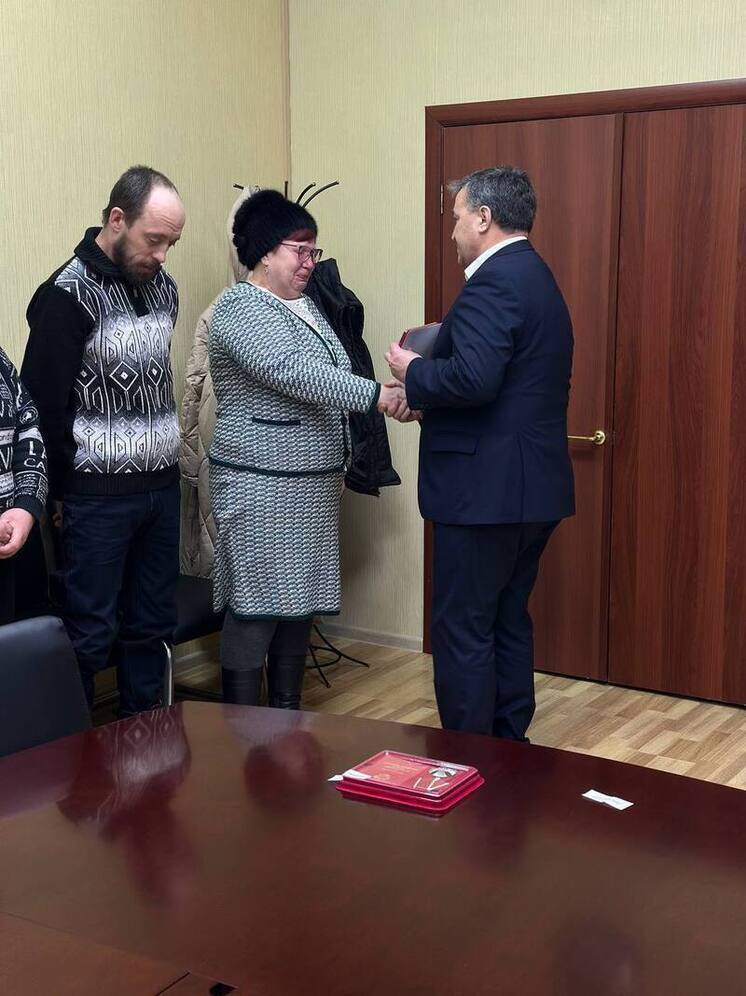 В Жуковском районе семьям героев СВО вручили ордена Мужества