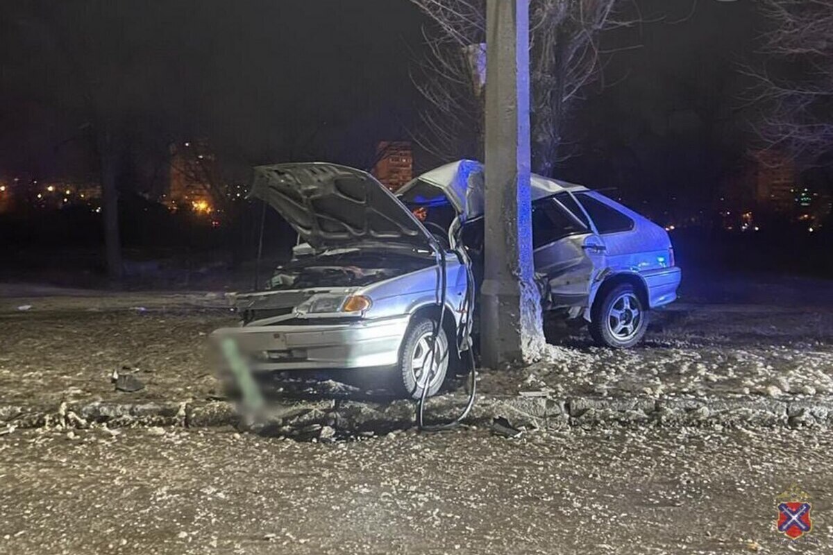Долгожители ул виктора гришина 22 фото В Волгограде при ДТП пострадали два человека - МК Волгоград