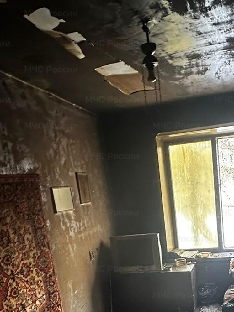 В Калуге загорелась квартира на Валентины Никитиной