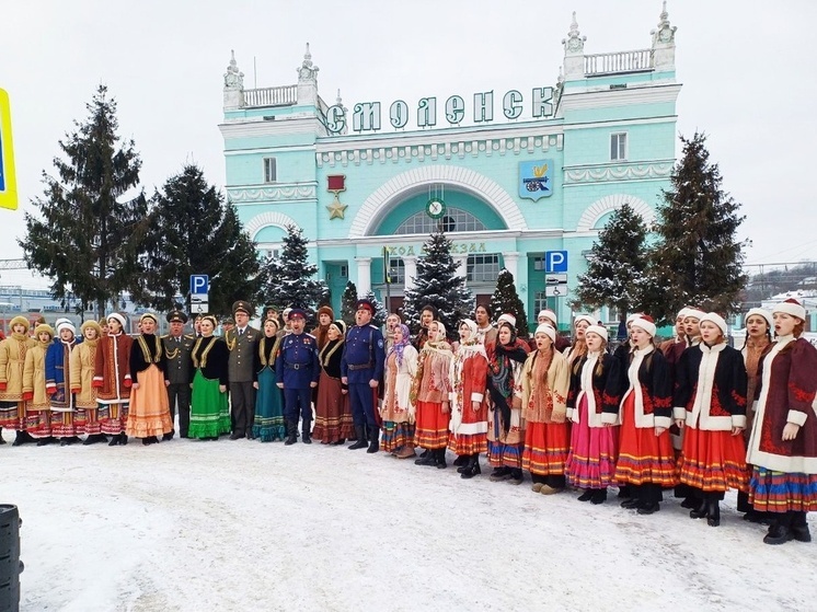 Смоляне приняли участие в патриотической акции «Прощание славянки»