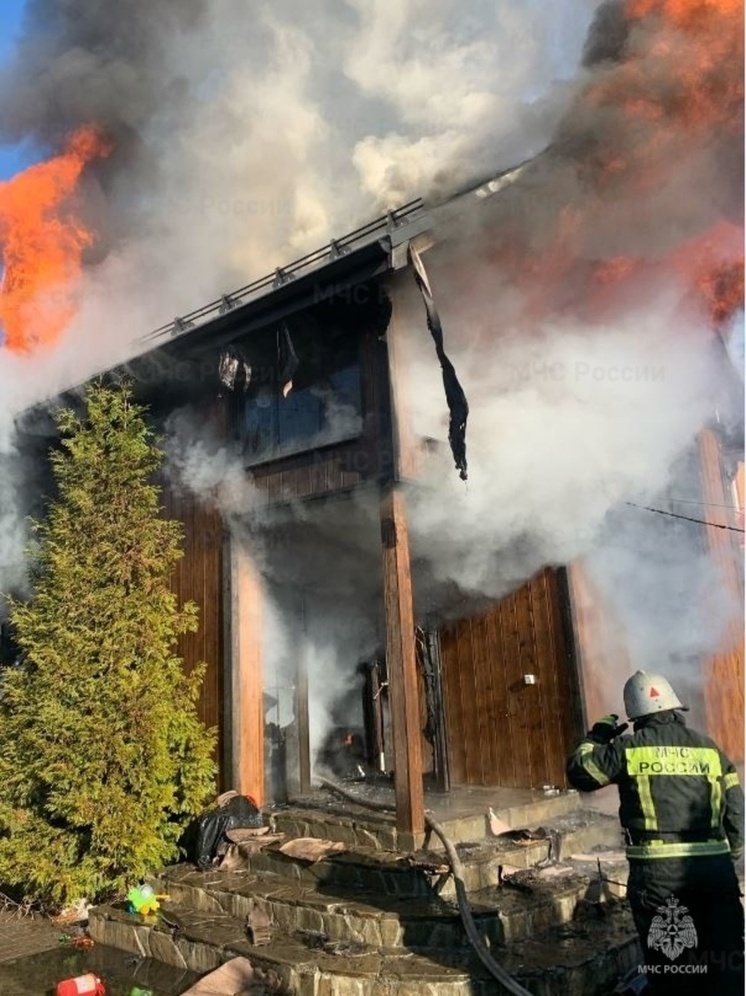 Под Обнинском сгорела дача