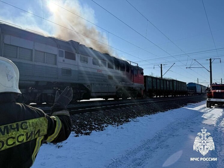 На станции Песковатка Тамбовской области загорелся тепловоз