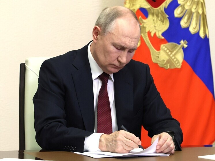Путин: санкционная политика США наносит ущерб и России, и им самим