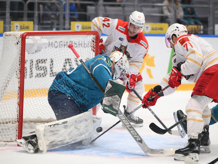 ХК «Сочи» дома пропустил пять шайб от «Куньлуня», проиграв второй матч подряд