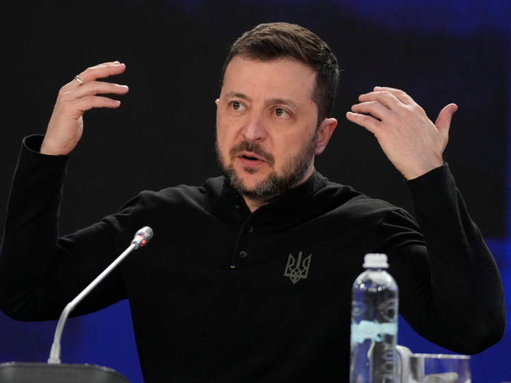 Daily Mail: в окружении Бессента обвинили Зеленского в фейках
