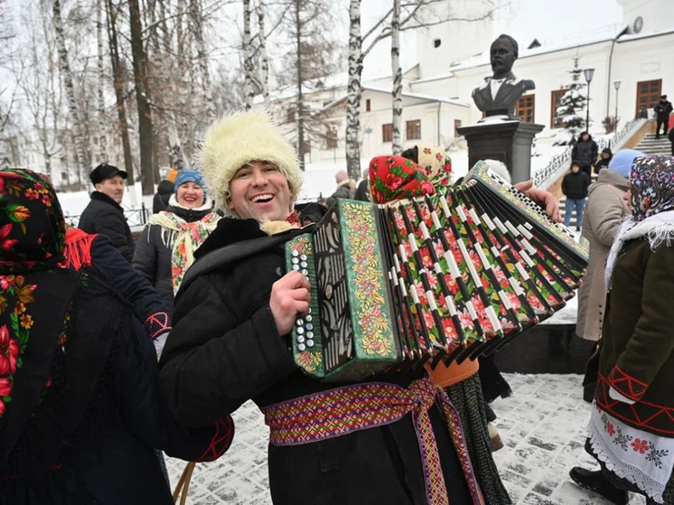 Мероприятия, приуроченные к 100-летнему юбилею Коми-Пермяцкого округа (6+), обсудили на заседании краевого правительства под председательством губернатора Дмитрия Махонина