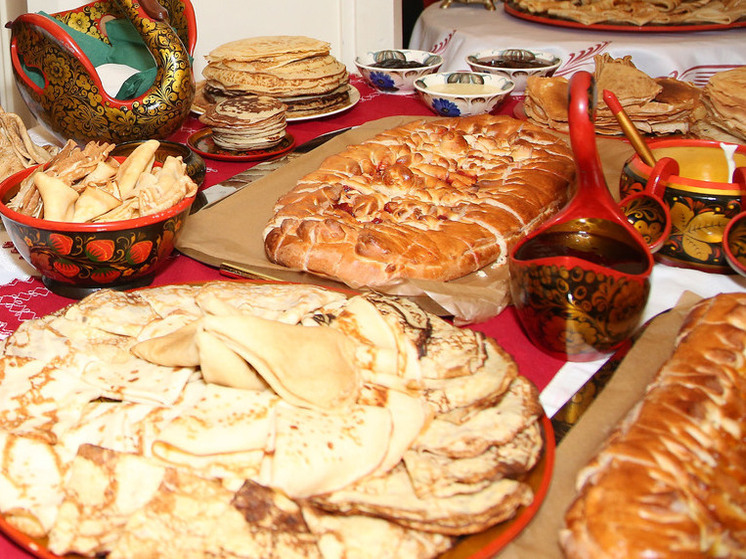 Педиатр пояснила, сколько можно съедать блинов детям