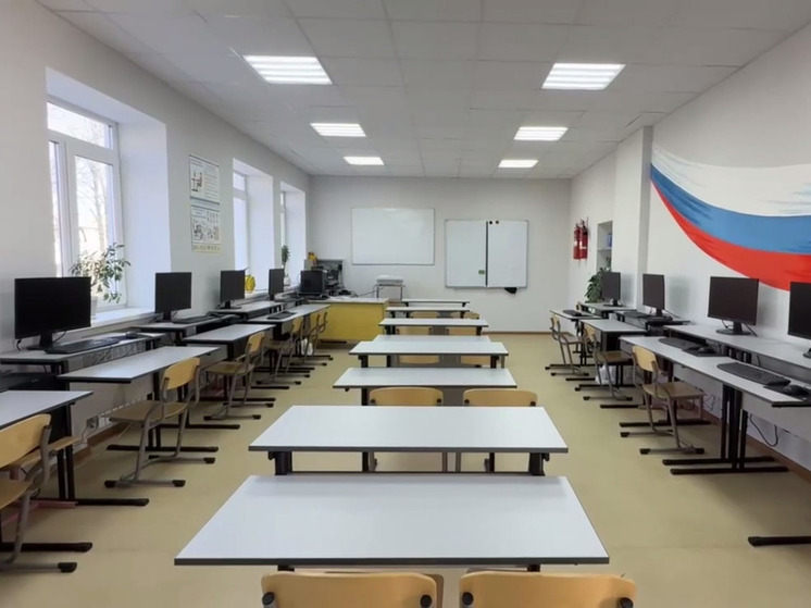 Челябинцы восстановили девяностолетнюю школу в Ясиноватой