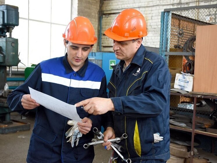 Золотые руки мастеров: в Оренбурге отмечают День слесаря